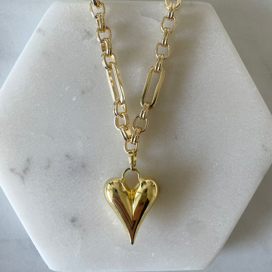Amor Necklace